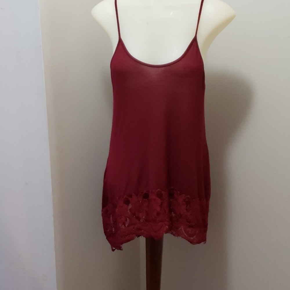 Burgandy tank top.